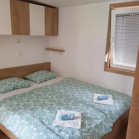 Semesterbostad Camping Houses Gin&tonic Drage